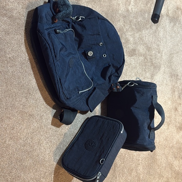 Kipling blue Backpack with lunchbox and 1 pencil/crayons organizer - Picture 17 of 17